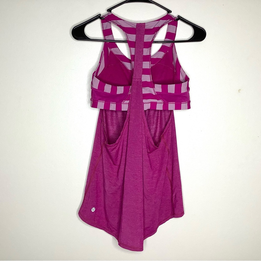 < Lululemon Tank Top With Built In Striped Shelf Bra > - Picture 4 of 7